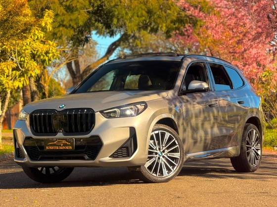 BMW X1 2.0 16V TURBO GASOLINA SDRIVE20I M SPORT STEPTRONIC BMW X1 2.0 16V TURBO GASOLINA SDRIVE20I M SPORT STEPTRONIC